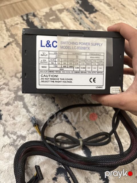 Yalniz Unvandan goturene 10 Azn L&C LC-8320BTX kompüter — Xırdalan