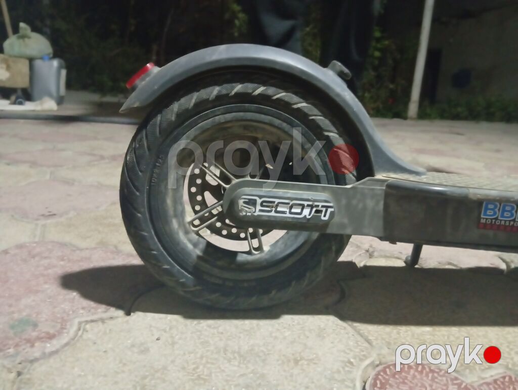 İşlənmiş Elektrik samokat 10", 501 - 750 Vt, 26 - 35 km/s, Ödənişli çatdırılma — Skuterlər, Digah (6)