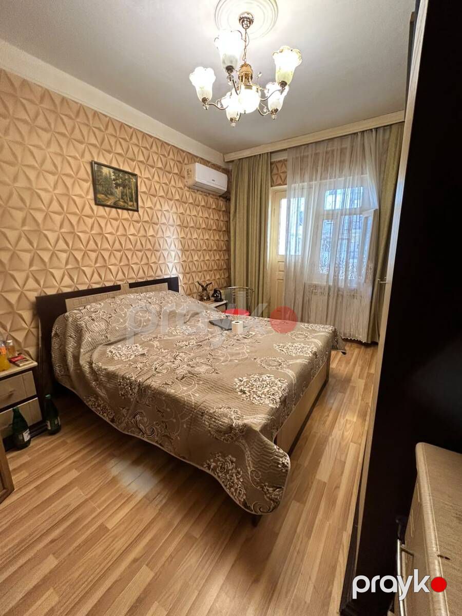 Satılır 2 otaqlı köhnə tikili 65 m² — Mənzil, Bakı (3)