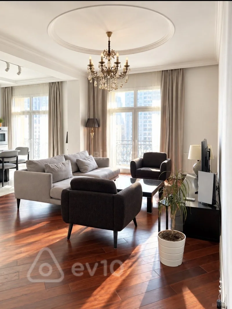 4 otaqlı mənzil, 141 m², Bakı, Xəqani Rüstəmov küçəsi — Mənzil, Bakı (9)