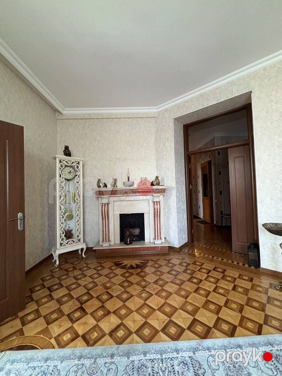 Satılır 3 otaqlı köhnə tikili 120 m² — Mənzil, Bakı (4)