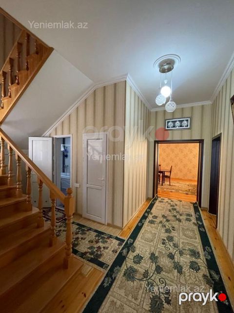Satılır 4 otaqlı Həyət evi / Villa, 210 m², Novxanı — Abşeron