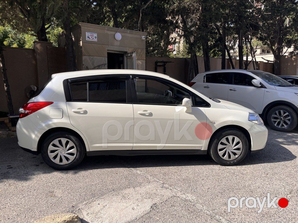 Nissan Tiida, 1.6 L, 2008 il, 200 000 km — Avtomobillər, Bakı (5)