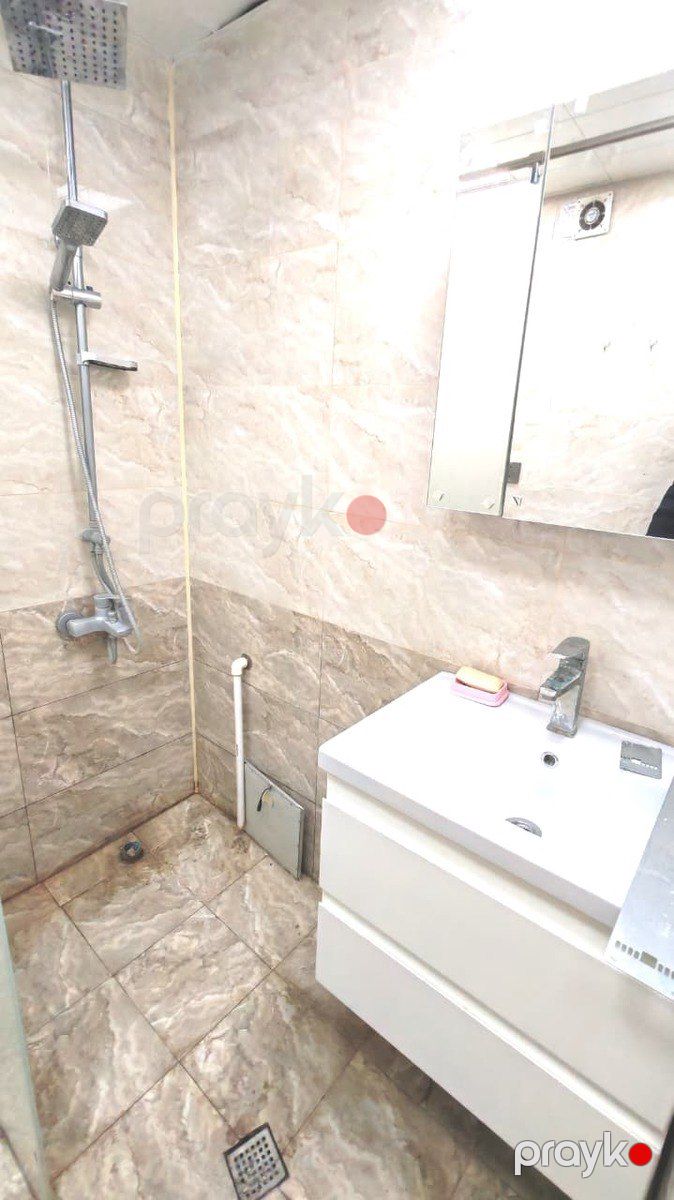 Satılır 2 otaqlı köhnə tikili 55 m² — Mənzil, Bakı (7)