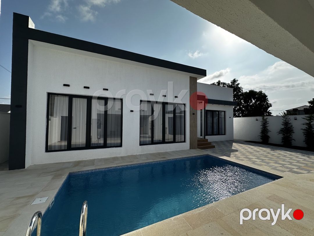 Satılır 4 otaqlı həyət evi/bağ evi 150 m² — Ev, villa, Bakı (2)