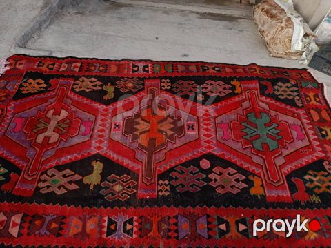 Qədimi kilim — Bakı