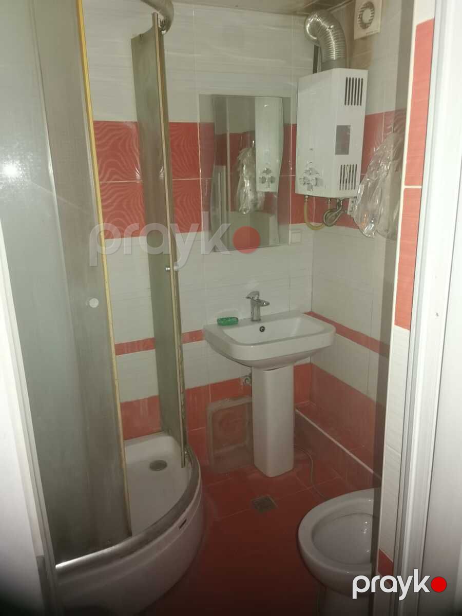 İcarəyə verilir 1 otaqlı köhnə tikili 45 m² — Mənzil, Bakı (7)