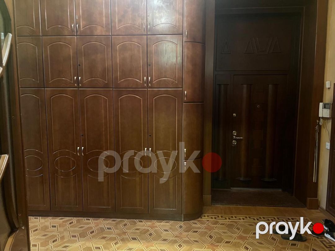 Satılır 10 otaqlı köhnə tikili 390 m² — Mənzil, Bakı (5)