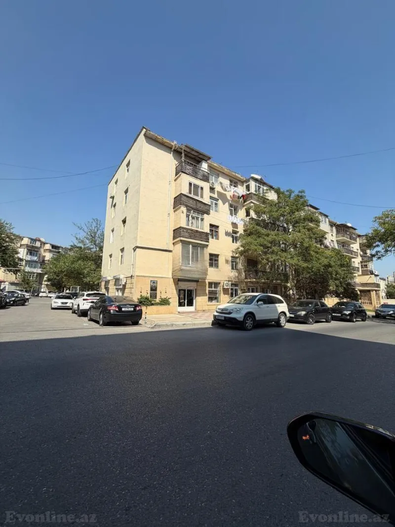 Kirayə verilir 2 otaqlı Mənzil Köhnə tikili 45 m² Bakı, Səbail r., Badamdar — Bakı