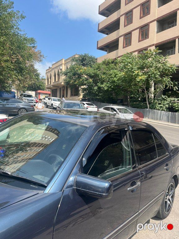 Mercedes E 320, 3.2 L, 1995 il, 378 000 km — Avtomobillər, Bakı (7)