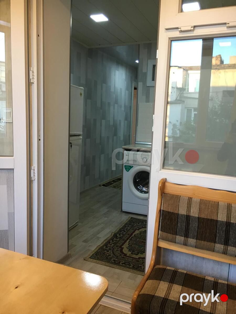 Satılır 2 otaqlı köhnə tikili 54 m² — Mənzil, Bakı (9)