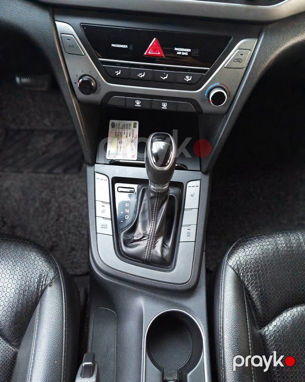 Hyundai Avante, 1.6 L, 2016 il, 245 000 km — Avtomobillər, Bakı (7)