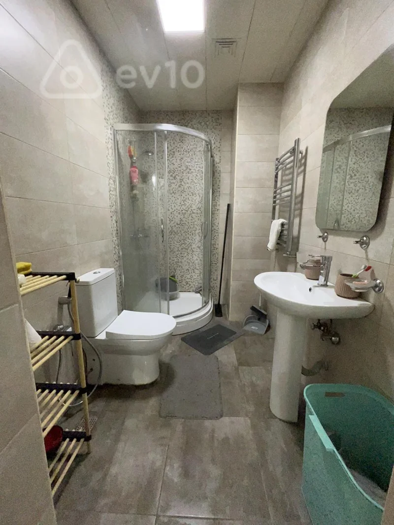 3 otaqlı mənzil, 100 m², Həsən bəy Zərdabi küçəsi — kirayə — Mənzil, Bakı (10)