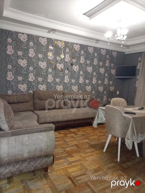 Satılır 3 otaqlı Bina evi menzil (Köhnə tikili), 73 m², 13-cü mikrorayon — Sumqayıt