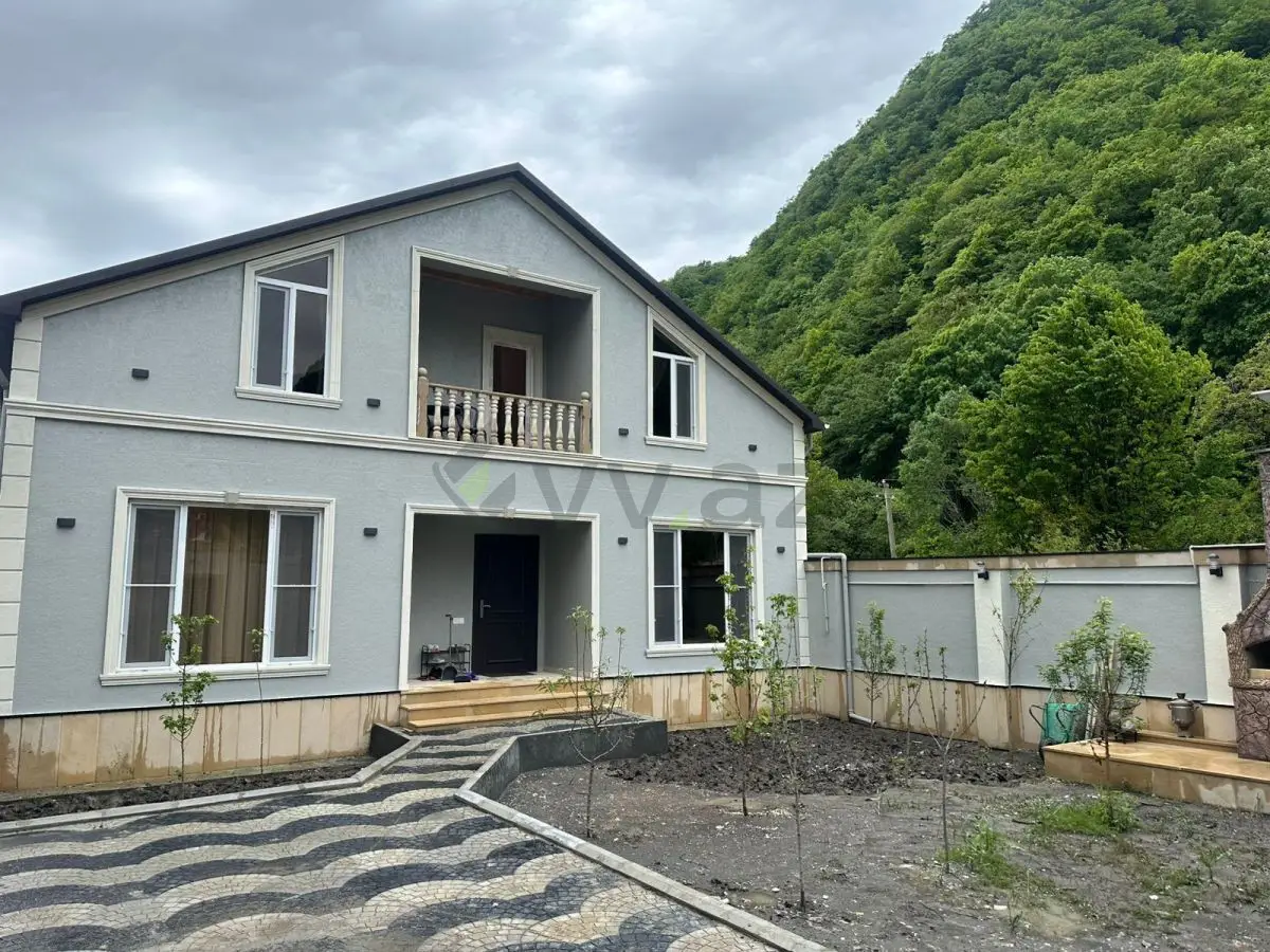 4 otaqlı Həyət evi Kirayə (günlük), Qax — Qax