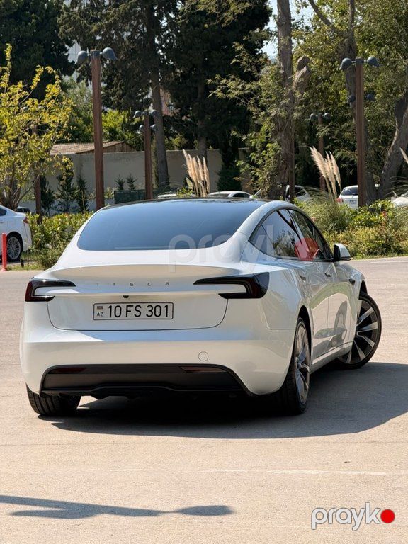 Tesla Model 3, 60 kWh, 2024 il, 82 000 km — Avtomobillər, Bakı (6)
