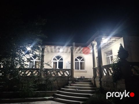 Satılır 4 otaqlı həyət evi/bağ evi 142 m² — Bakı
