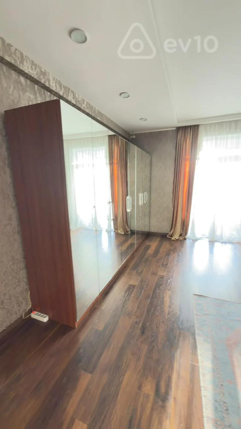 4 otaqlı mənzil, 200 m², Babək pr. — kirayə — Mənzil, Bakı (10)