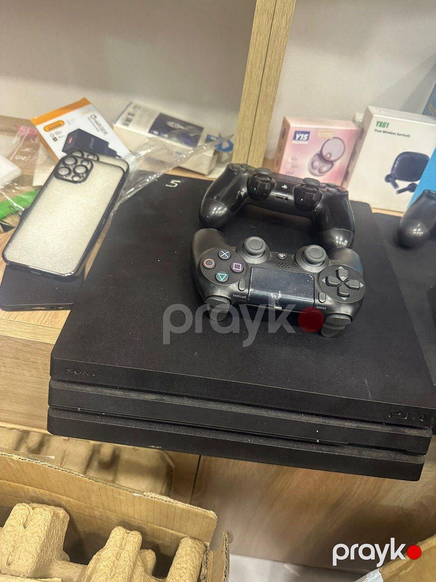 Sony PlayStation 4 Pro 1TB — Oyunlar, konsollər və proqramlar, Bakı (2)