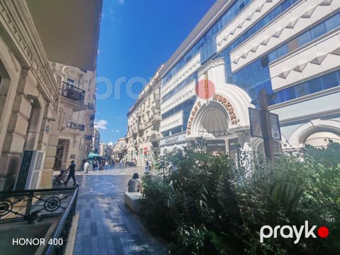Satılır 2 otaqlı köhnə tikili 110 m² — Bakı