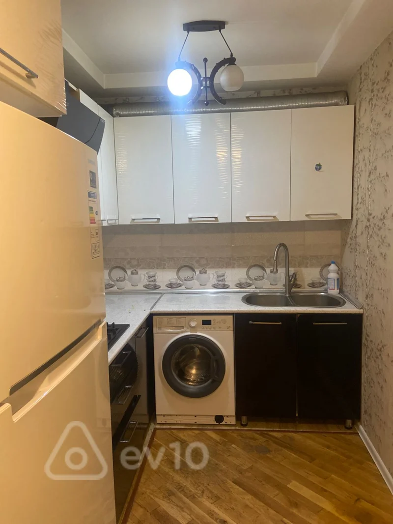 2 otaqlı mənzil, 70 m², Tofiq Abbasov — kirayə — Mənzil, Bakı (4)