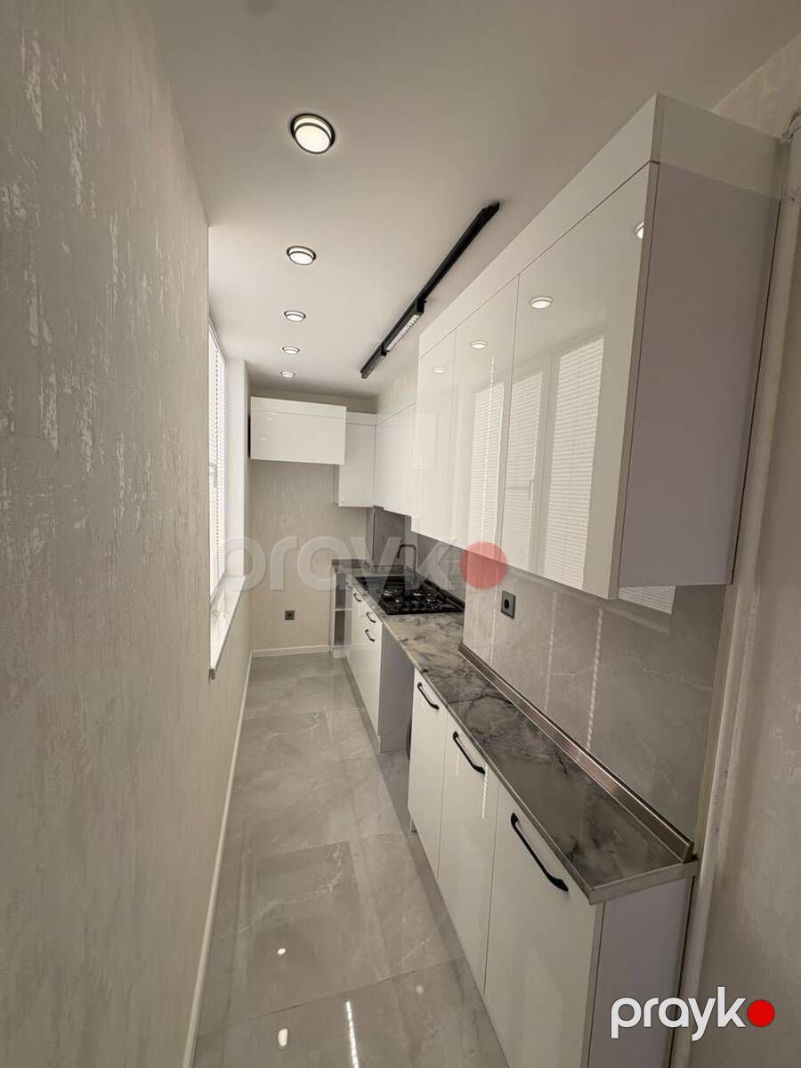 Satılır 3 otaqlı köhnə tikili 65 m² — Mənzil, Bakı (10)
