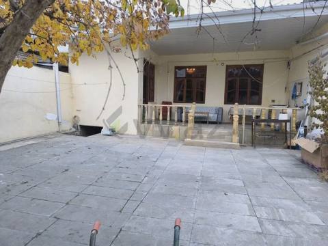 4 otaqlı Həyət evi Kirayə (günlük), Gəncə — Gəncə