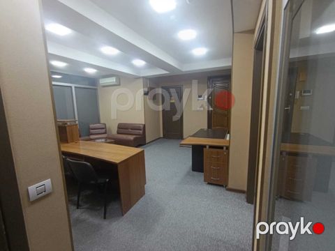 İcarəyə verilir 4 otaqlı ofis 105 m² — Bakı