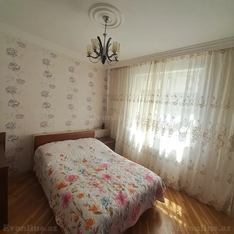 Satılır 3 otaqlı Mənzil Köhnə tikili 90 m² Bakı, Nizami r., Neftçilər m., 8-ci kilometr — Mənzil, Bakı (8)