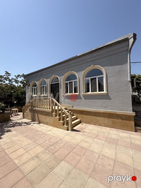 Satılır 4 otaqlı həyət evi/bağ evi 125 m² — Bakı
