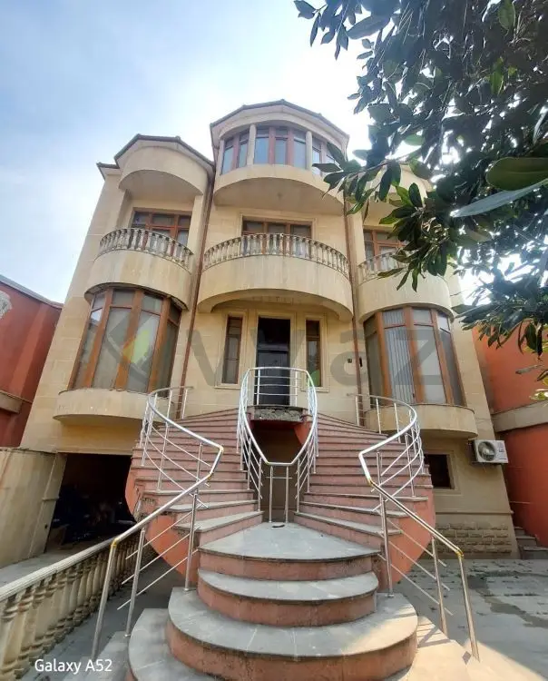 4 otaqlı Həyət evi Satılır, 5-ci mikrorayon, Nəsimi, Bakı — Bakı