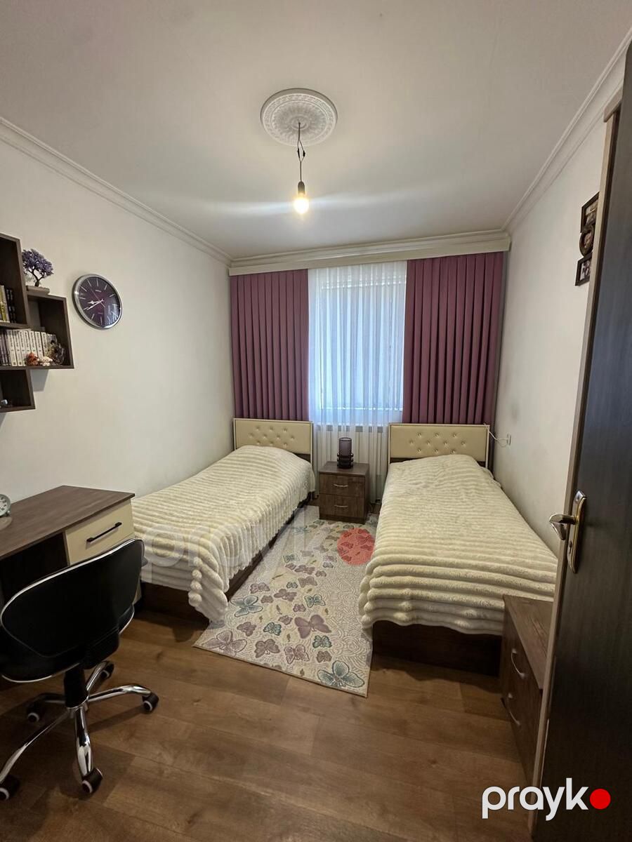 Satılır 4 otaqlı köhnə tikili 85 m² — Mənzil, Bakı (3)