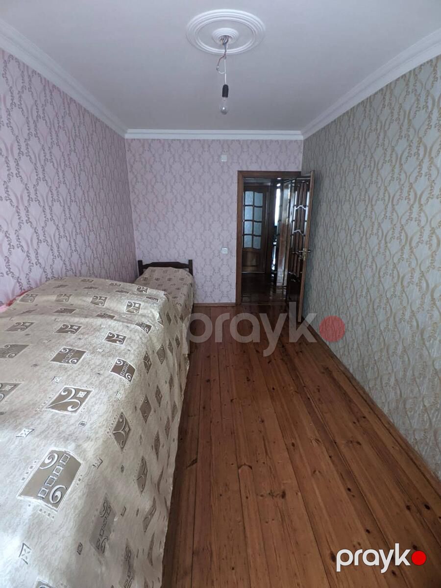 Satılır 4 otaqlı köhnə tikili 110 m² — Mənzil, Bakı (9)
