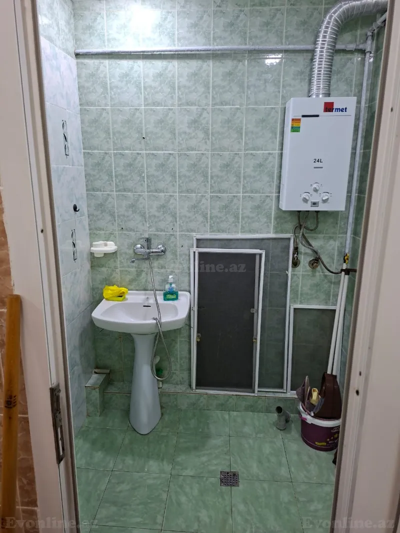 Satılır 2 otaqlı Mənzil Köhnə tikili 50 m² Bakı, Xətai r., Həzi Aslanov m., Əhmədli — Mənzil, Bakı (4)