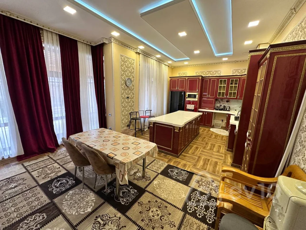 8 otaqlı həyət evi, 700 m², Novxanı — Ev, villa, Bakı (11)