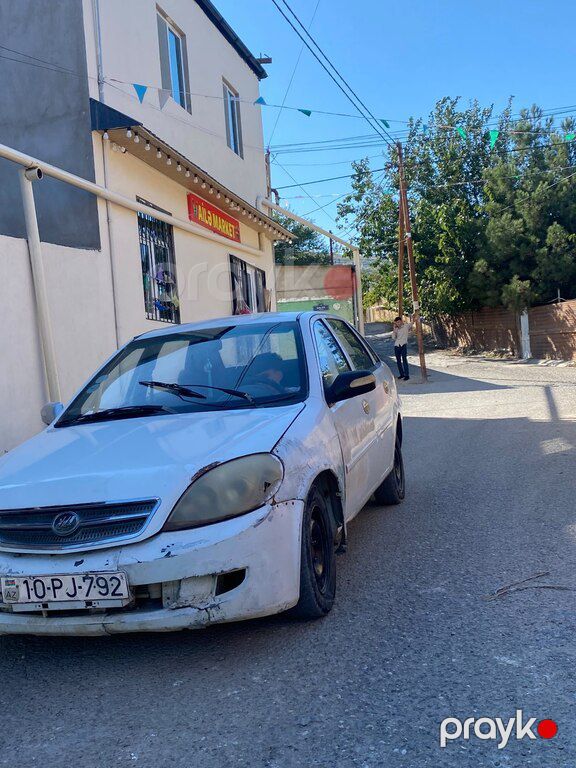 Lifan 520, 1.3 L, 2011 il, 220 000 km — Avtomobillər, Bakı (2)