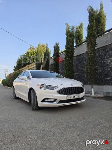 Ford Fusion (North America), 2.0 L, 7.6 kWh, 2017 il, 171 000 km — Bakı