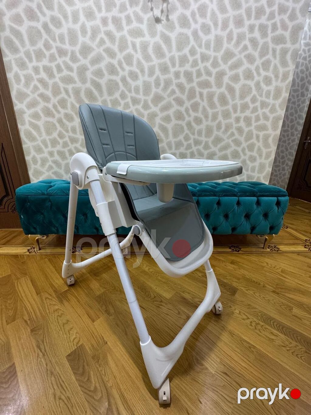 Yemek stolu 60 azn satilr tam islem veziyyetdedir remenlerise — Qidalandırma stulları, Bakı (2)