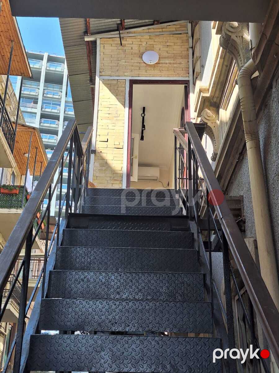 İcarəyə verilir 1 otaqlı köhnə tikili 32 m² — Mənzil, Bakı (5)