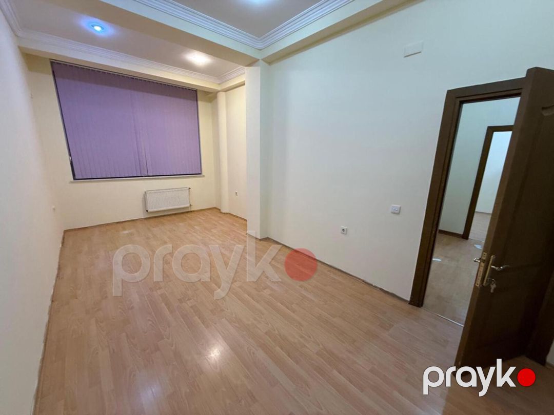 İcarəyə verilir 11 otaqlı ofis 225 m² — Ofis, Bakı (2)