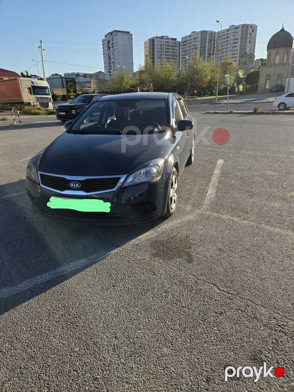 Kia Ceed, 1.4 L, 2010 il, 314 000 km — Avtomobillər, Bakı (4)