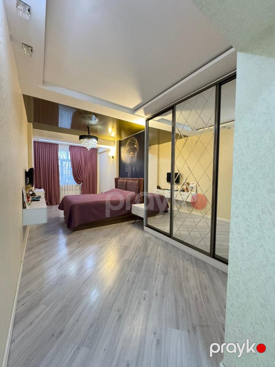 Satılır 4 otaqlı yeni tikili 200 m² — Mənzil, Bakı (6)