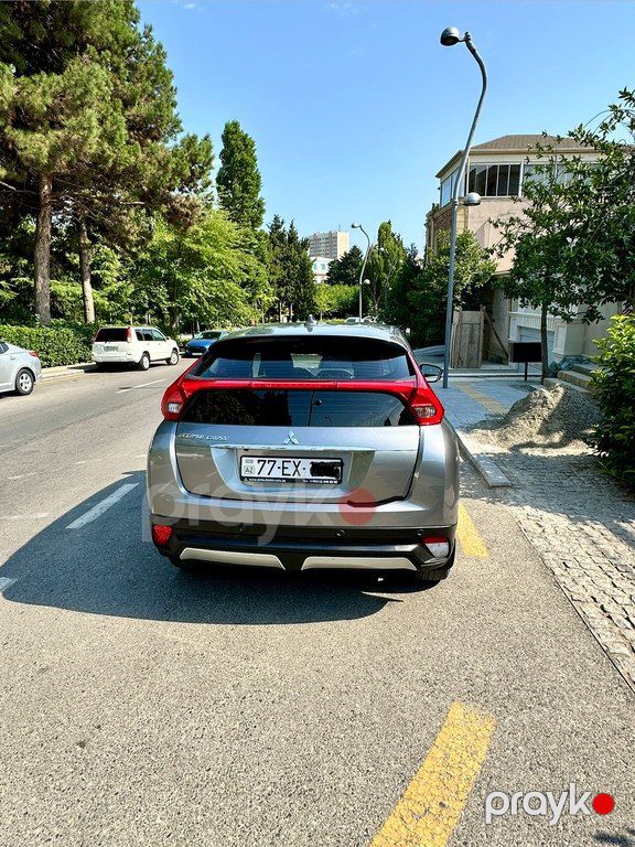 Mitsubishi Eclipse Cross, 2.0 L, 2019 il, 114 000 km — Avtomobillər, Bakı (6)