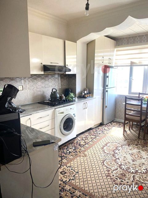 İcarəyə verilir 2 otaqlı köhnə tikili 68 m² — Bakı