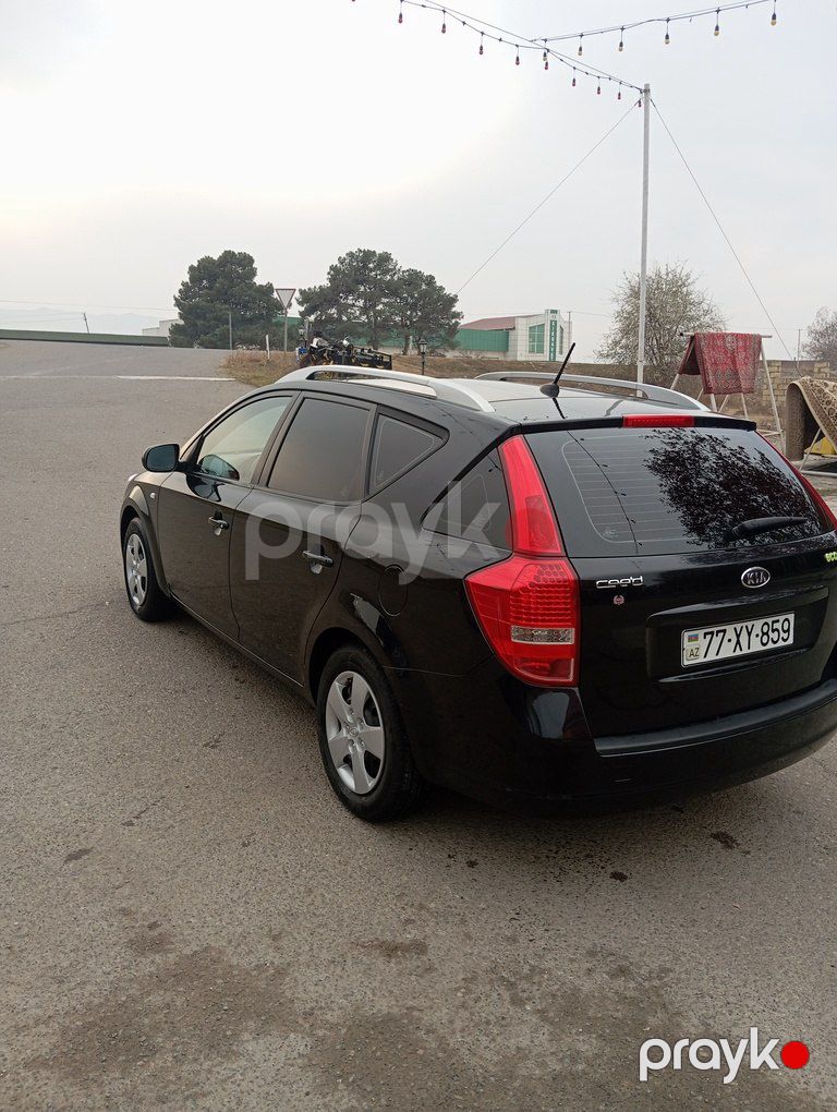 Kia Ceed SW, 1.4 L, 2009 il, 250 000 km — Avtomobillər, Tovuz (6)