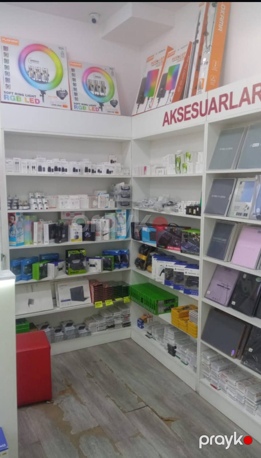 Satılır Telefon aksesuarları mağazası üçün hazırlanmış — Mebel (2)
