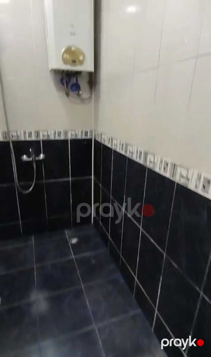 Satılır 2 otaqlı köhnə tikili 41 m² — Mənzil, Bakı (8)