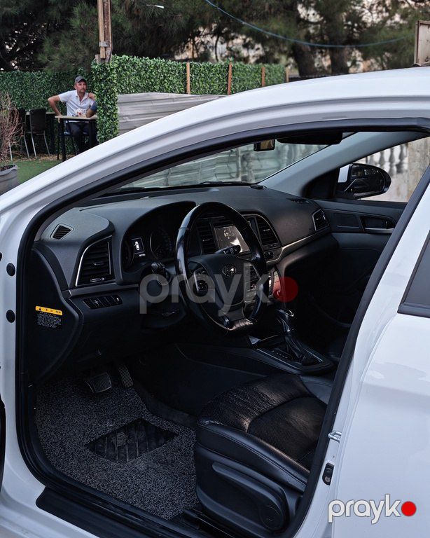 Hyundai Avante, 1.6 L, 2016 il, 245 000 km — Avtomobillər, Bakı (9)