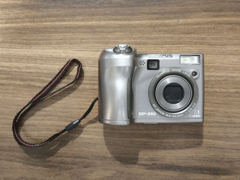 Olympus SP-310 rəqəmsal kamera + çanta — 35 AZN Klassik rəqəmsal — Gəncə