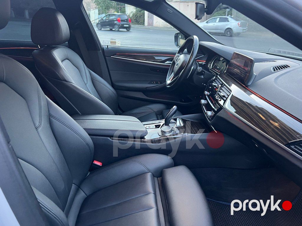BMW 530e, 2.0 L, 12 kWh, 2019 il, 91 000 km — Avtomobillər, Bakı (5)